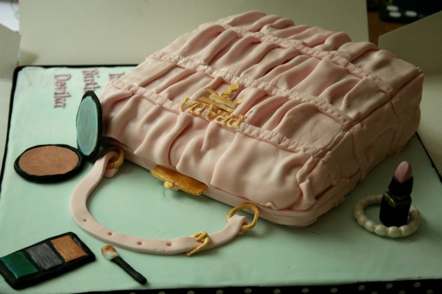 Handbag cake